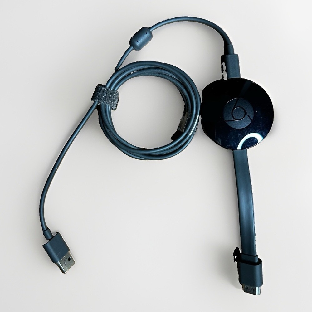 Google Chromecast 2nd Generation 1080p Portable Media Streamer (NC2-6A5)